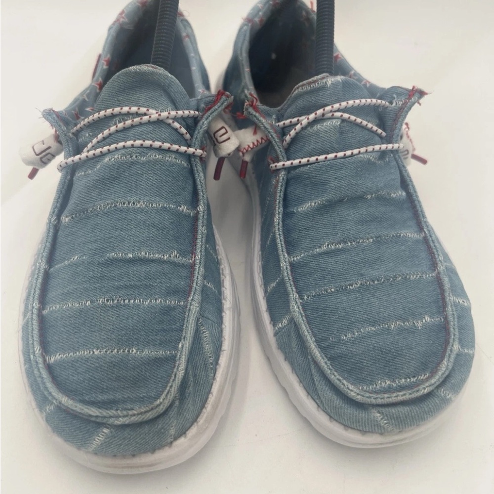 Hey Dude Wendy Denim Star Shoes size 11 Blue